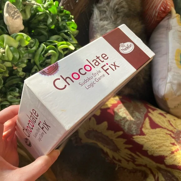 ThinkFun Chocolate Fix Sudoko Style Logic Game - 80 Challenges TikTok - Picture 2 of 9